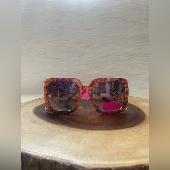 Betsey Johnson Accessories - Betsey Johnson Sunglasses
